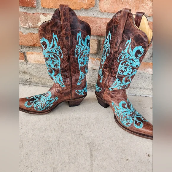 Corral brown with aqua design cowboy boots. Size 10M - Picture 6 of 13